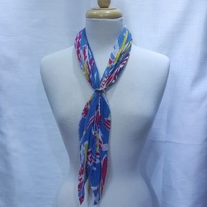 Elegant multi color scarf